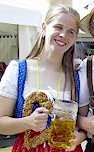 10 Fragen an Sarah Gross, wohnhaft in Bremerton, USA, und Kirwamoidl in Burgstall